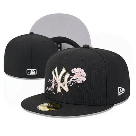 New York Yankees Fitted Hat